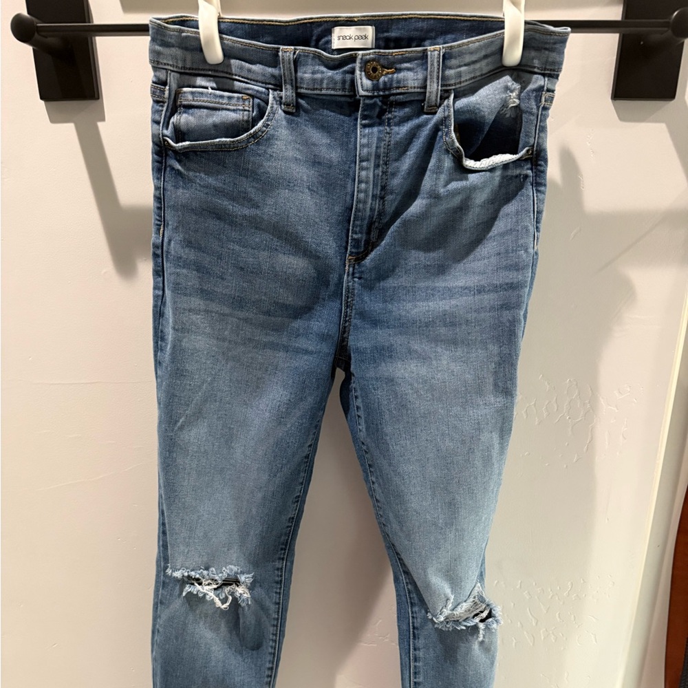 Womans Sneak Peak Skinny Jeans